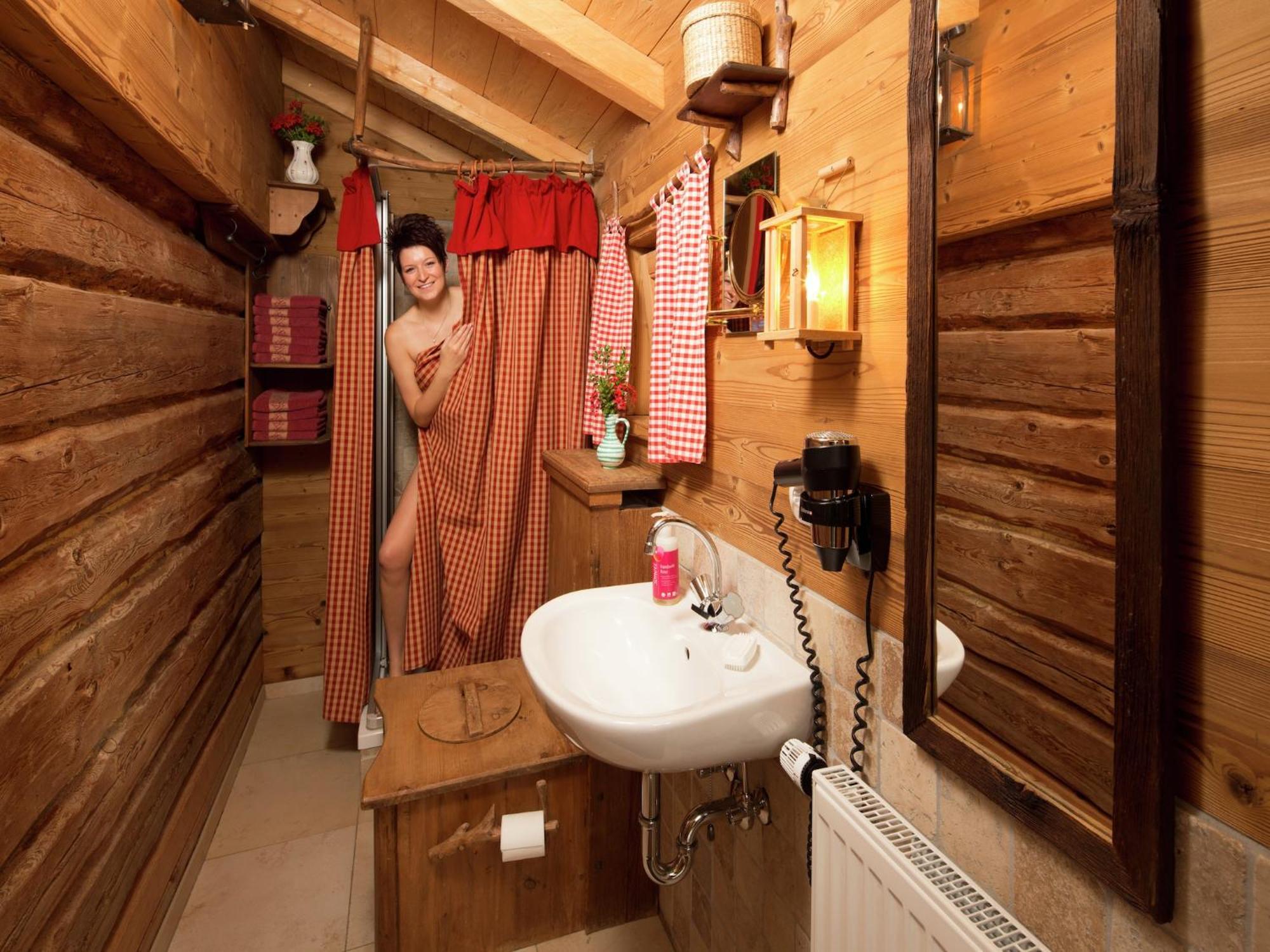 Eco Friendly Chalet Near The Lake In Asten 티트모닝 외부 사진