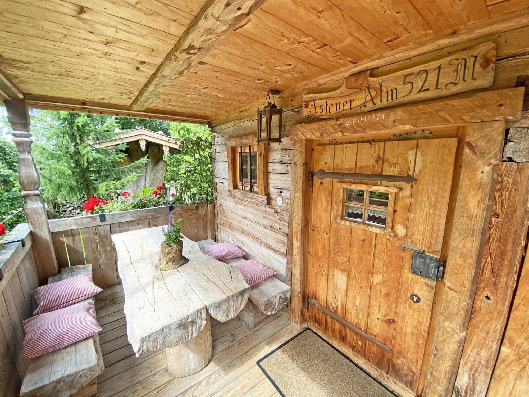 Eco Friendly Chalet Near The Lake In Asten 티트모닝 외부 사진